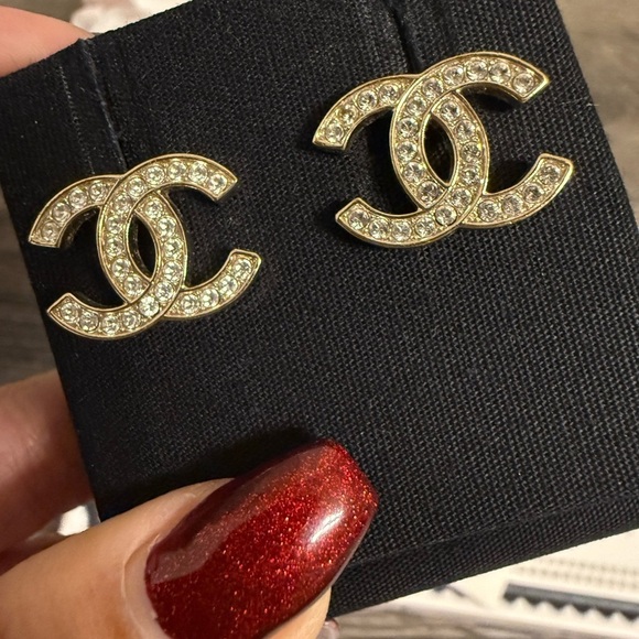 CHANEL Classic Gold Crystal CC Earrings - Picture 2 of 9